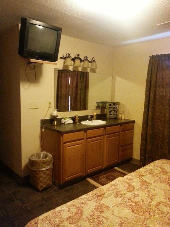 Taneycomo Lakefront Resort Bull Creek Bilik gambar